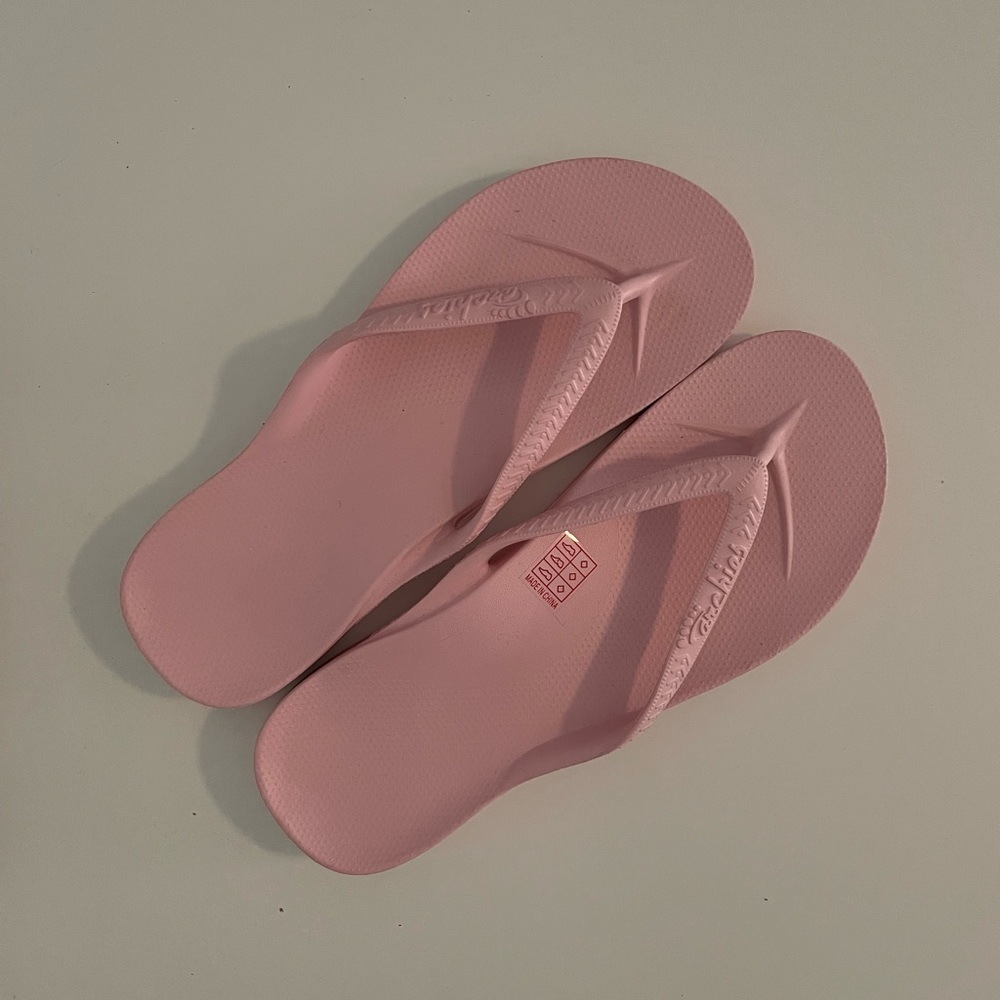 Archies arch support flip flops sandals pink women’s 9